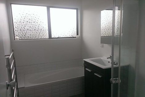 Photo of property in 2 Wesleydale Place, Papakura, 2110