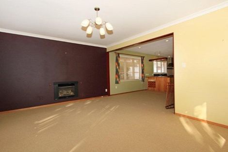 Photo of property in 37 Fairfield Avenue, Fairfield, Lower Hutt, 5011
