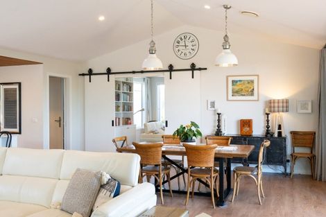 Photo of property in 7d Whakatomo Place, Havelock North, 4130