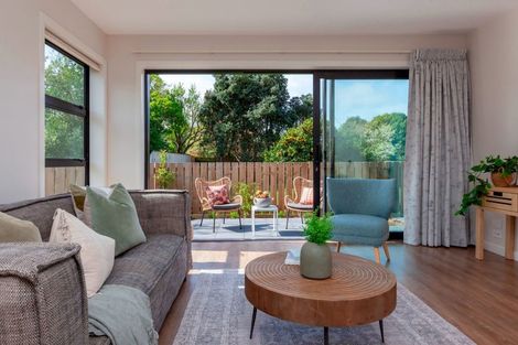 Photo of property in 77 Amohia Street, Paraparaumu, 5032