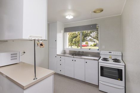 Photo of property in 15 Meadowbrook Drive, Cloverlea, Palmerston North, 4412