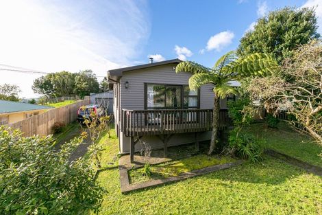 Photo of property in 7 Cardiff Crescent, Cannons Creek, Porirua, 5024