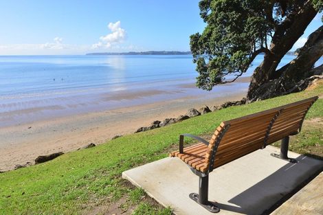 Photo of property in 53 Bay Street, Red Beach, 0932