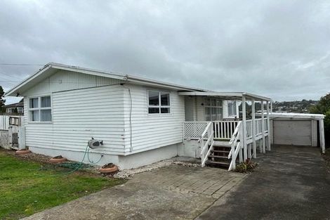 Photo of property in 33 Lincoln Park Avenue, Massey, Auckland, 0614