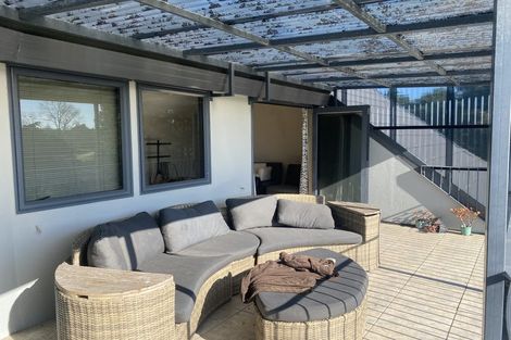 Photo of property in 109-111 Parrs Cross Road, Glen Eden, Auckland, 0612