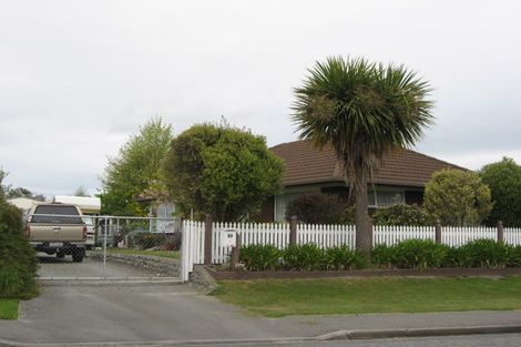 Photo of property in 52 Kowhai Avenue, Rangiora, 7400