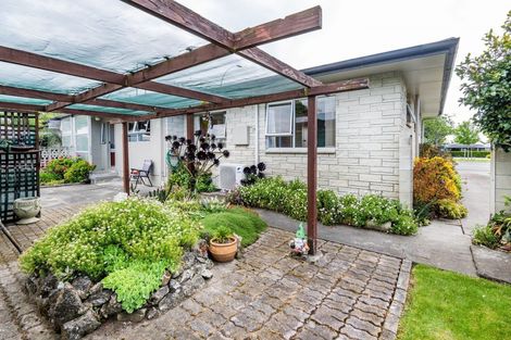 Photo of property in 90 Napier Road, Havelock North, 4130
