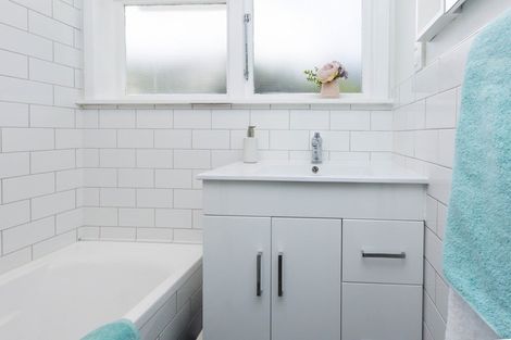 Photo of property in 16a Maher Street, Elderslea, Upper Hutt, 5018