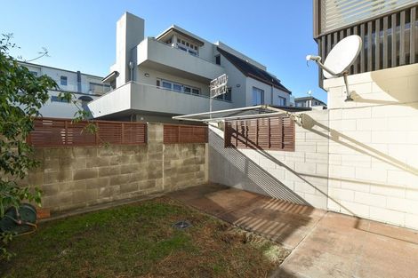 Photo of property in 6 Leinster Avenue, Mount Maunganui, 3116