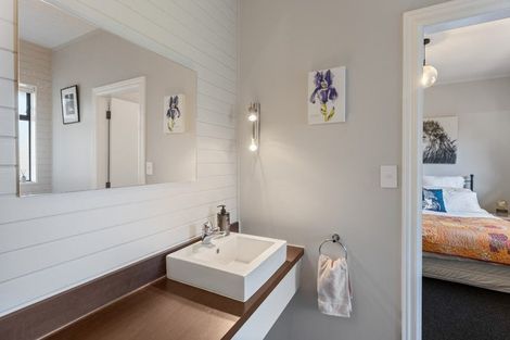 Photo of property in 21 Hurunui Street, Waikanae, 5036