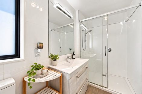 Photo of property in 3 Maka Terrace, Orewa, 0931