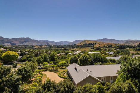 Photo of property in 33 Ferry Hill Drive, Lower Shotover, Queenstown, 9371