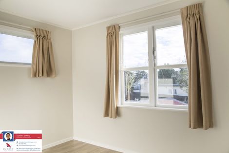 Photo of property in 64 Megan Avenue, Pakuranga Heights, Auckland, 2010