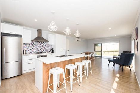 Photo of property in 7 Nikau Place, Hawera, 4610