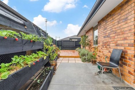 Photo of property in 11 Gallaghan Close, Wigram, Christchurch, 8042