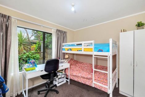 Photo of property in 1a Lesa Annis Place, Henderson, Auckland, 0612