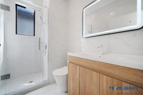 Photo of property in 14 Parahau Road, Papakura, 2110