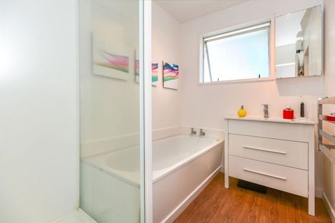 Photo of property in 1/129 Marriotts Road, New Brighton, Christchurch, 8083