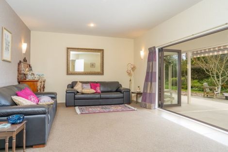 Photo of property in 328 Fabians Road, Morison Bush, Greytown, 5794