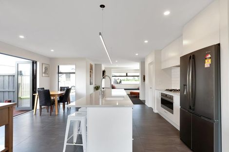 Photo of property in 38 Te Hurunui Drive, Pegasus, 7612