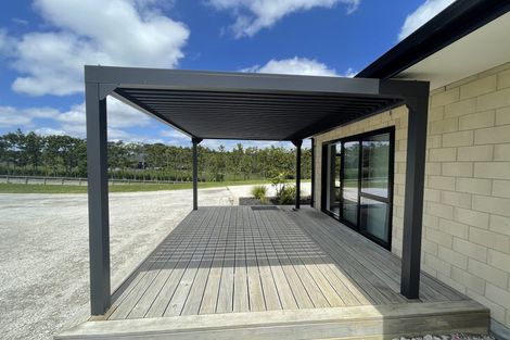 Photo of property in 45 Nixon Road, Taupaki, Henderson, 0782