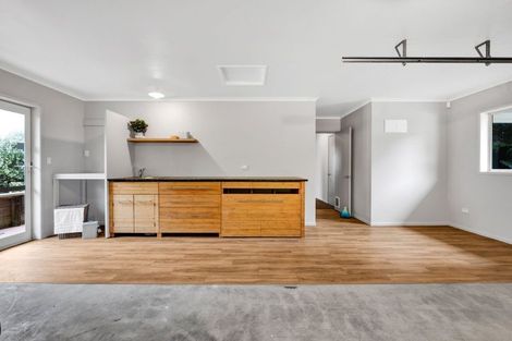 Photo of property in 6c Highfield Place, Highlands Park, New Plymouth, 4312