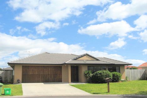 Photo of property in 8 Andalusian Place, Papamoa Beach, Papamoa, 3118