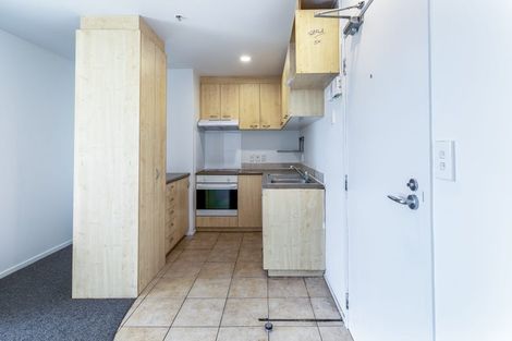 Photo of property in 5e/10 Crown Lynn Place, New Lynn, Auckland, 0600