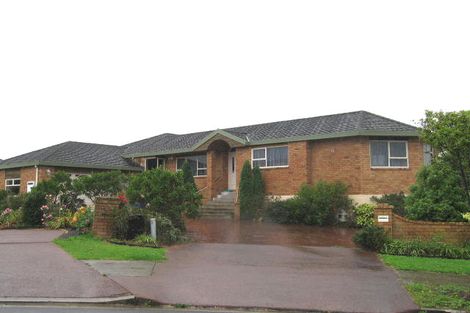 Photo of property in 7 San Ambrosio Rise, Henderson, Auckland, 0612