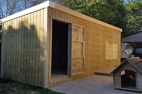 Photo of property in 5 West Harbour Drive, West Harbour, Auckland, 0618