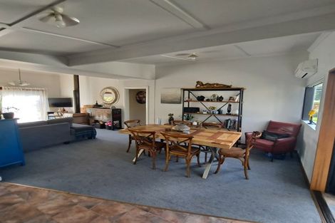 Photo of property in 76 Essex Street, Balclutha, 9230