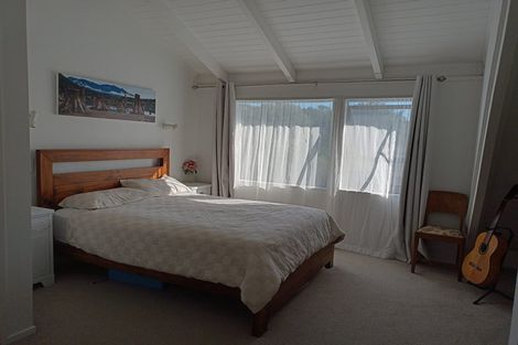 Photo of property in 2/37 Alexander Avenue, Torbay, Auckland, 0630