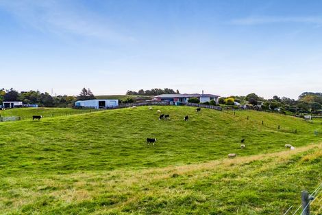 Photo of property in 563 Mangorei Road, Mangorei, New Plymouth, 4371