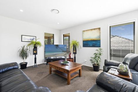 Photo of property in 42 Puhirake Crescent, Pyes Pa, Tauranga, 3112