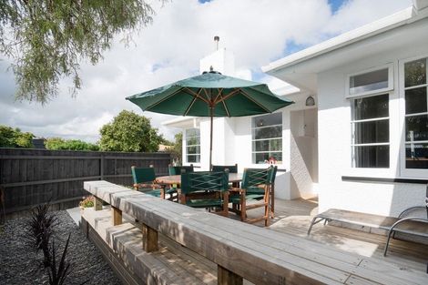 Photo of property in 56 Collingwood Street, Hokowhitu, Palmerston North, 4410