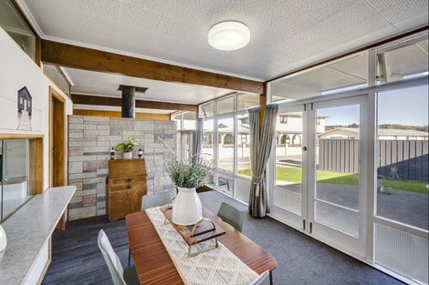 Photo of property in 24 Windsor Terrace, Taradale, Napier, 4112