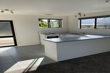 Photo of property in 24b Tindalls Bay Road, Manly, Whangaparaoa, 0930