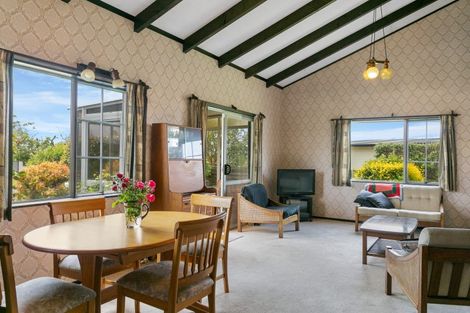 Photo of property in 11b Reeves Road, Acacia Bay, Taupo, 3330