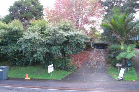 Photo of property in 137 Woodlands Park Road, Titirangi, Auckland, 0604