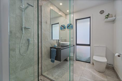 Photo of property in 20 Ngaroma Crescent, Whitianga, 3510