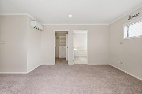 Photo of property in 82 Golden Sands Drive, Papamoa Beach, Papamoa, 3118