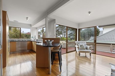 Photo of property in 175 Bleakhouse Road, Mellons Bay, Auckland, 2014