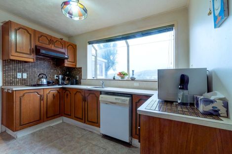 Photo of property in 15 Rembrandt Avenue, Tawa, Wellington, 5028