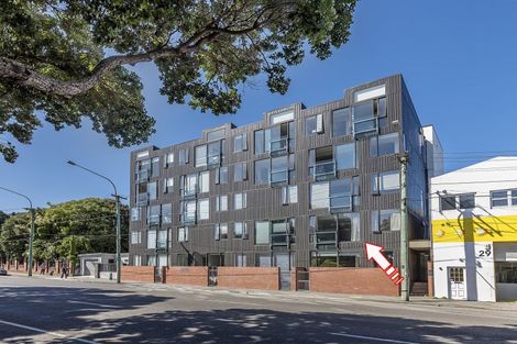 Photo of property in Nouvo Apartments, 2a/21 Rugby Street, Mount Cook, Wellington, 6021