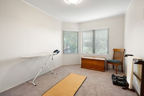 Photo of property in 25 Dallinger Street, St Andrews, Hamilton, 3200