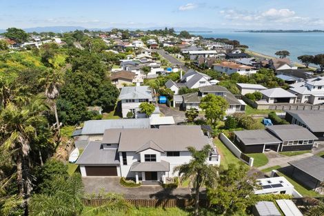 Photo of property in 13b Beach Road, Otumoetai, Tauranga, 3110