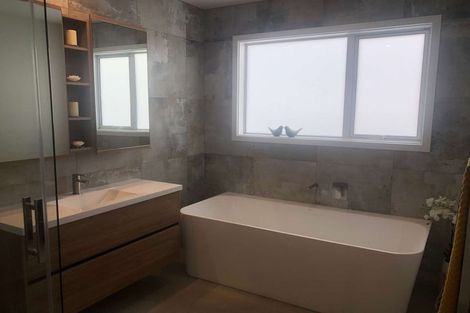 Photo of property in 8 Montiicola Drive, Papamoa Beach, Papamoa, 3118