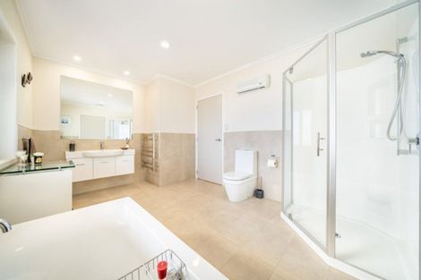 Photo of property in 11 Rural View Way, Maymorn, Upper Hutt, 5018