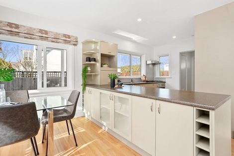 Photo of property in 7 Church Lane, Merivale, Christchurch, 8014