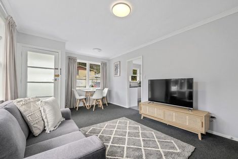 Photo of property in 1/29 Hillside Drive, Maoribank, Upper Hutt, 5018